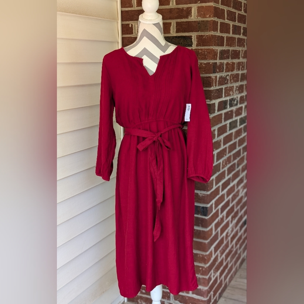 Old Navy Long Sleeve Midi Dress in Deep Red